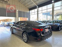 نيسان ألتيما